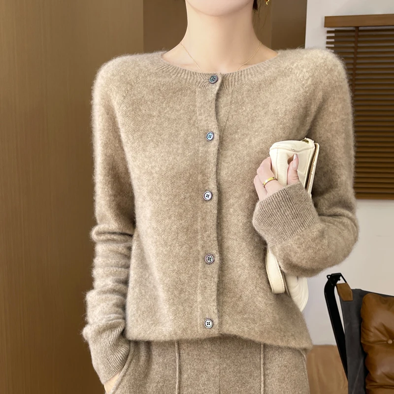 Sweaters & Cardigans