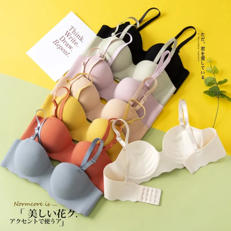 Bras & Underwear