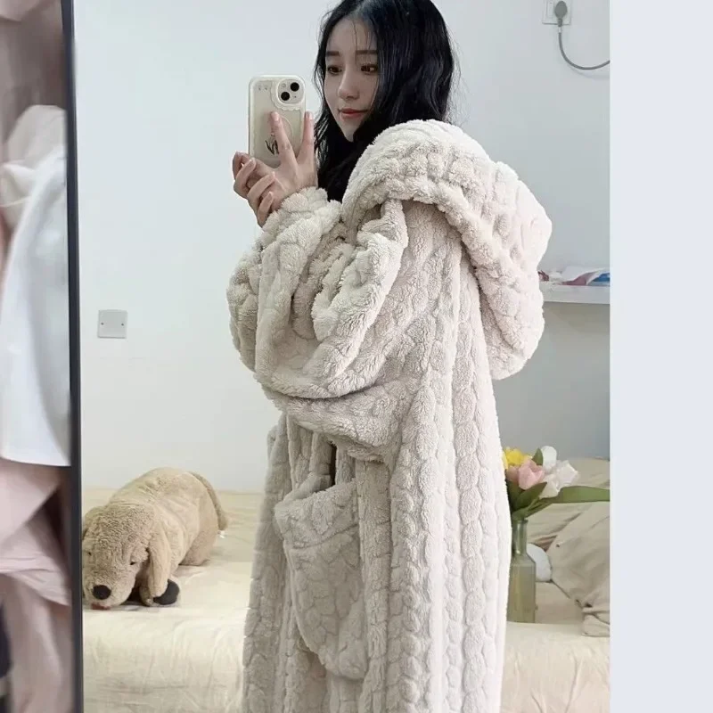 Pajamas & Robes