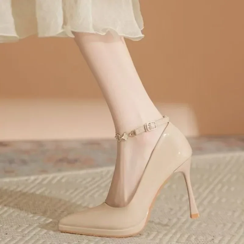 Boots & Heels
